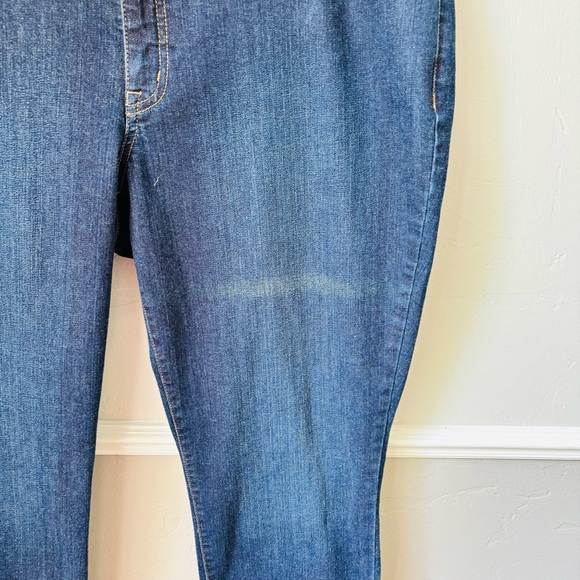 Ralph Lauren Modern Straight Denim Jeans - Picture 3 of 7